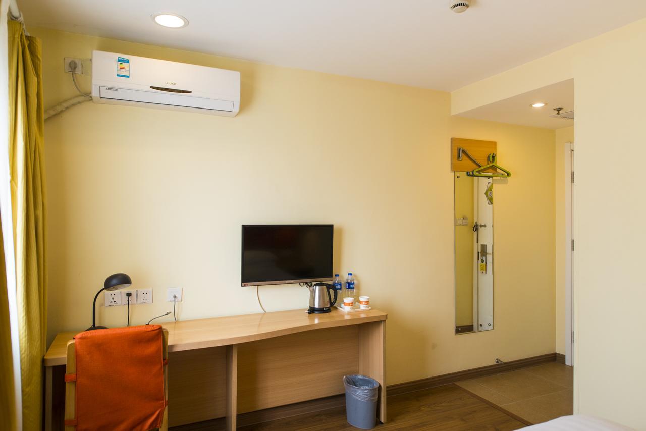 Home Inn Chongqing Jiangbei Airport Shuangfeng Road Buitenkant foto