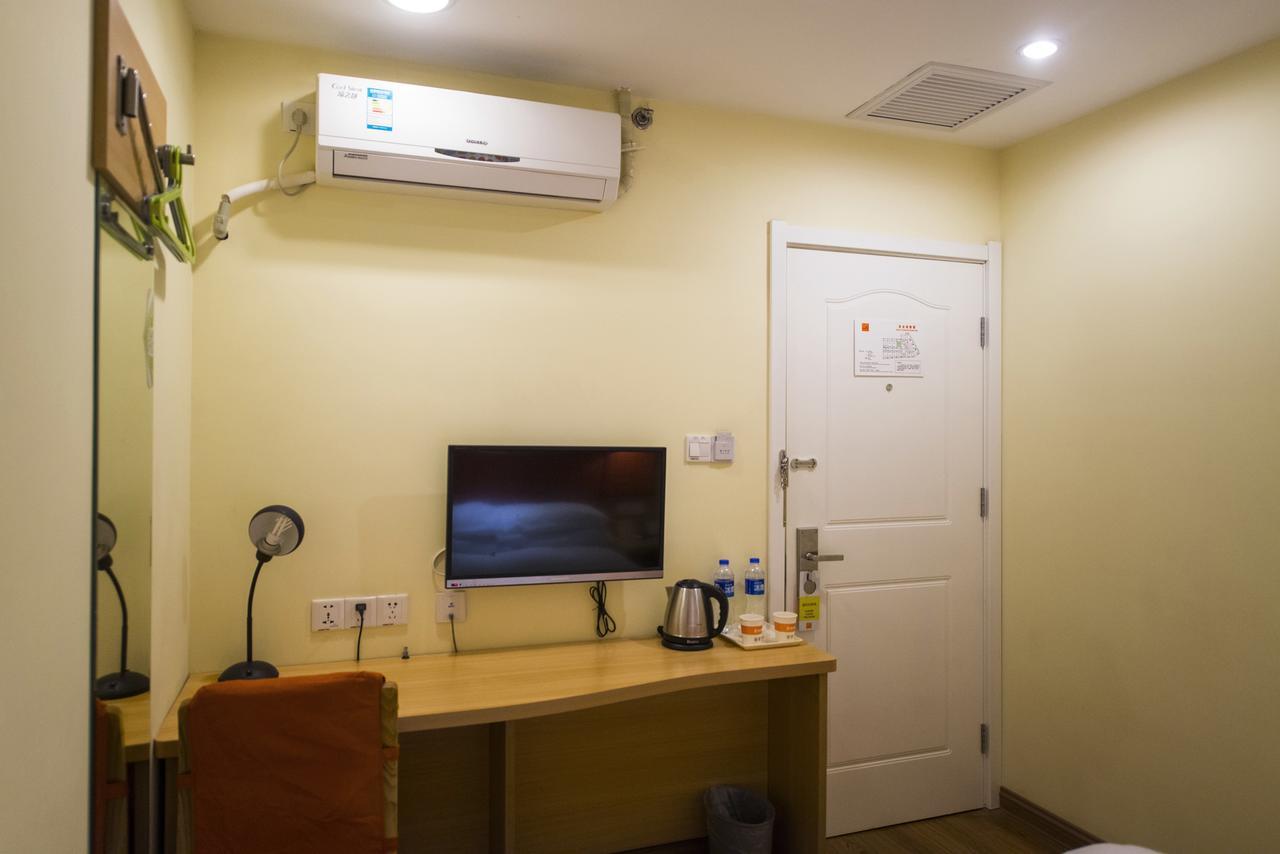 Home Inn Chongqing Jiangbei Airport Shuangfeng Road Buitenkant foto