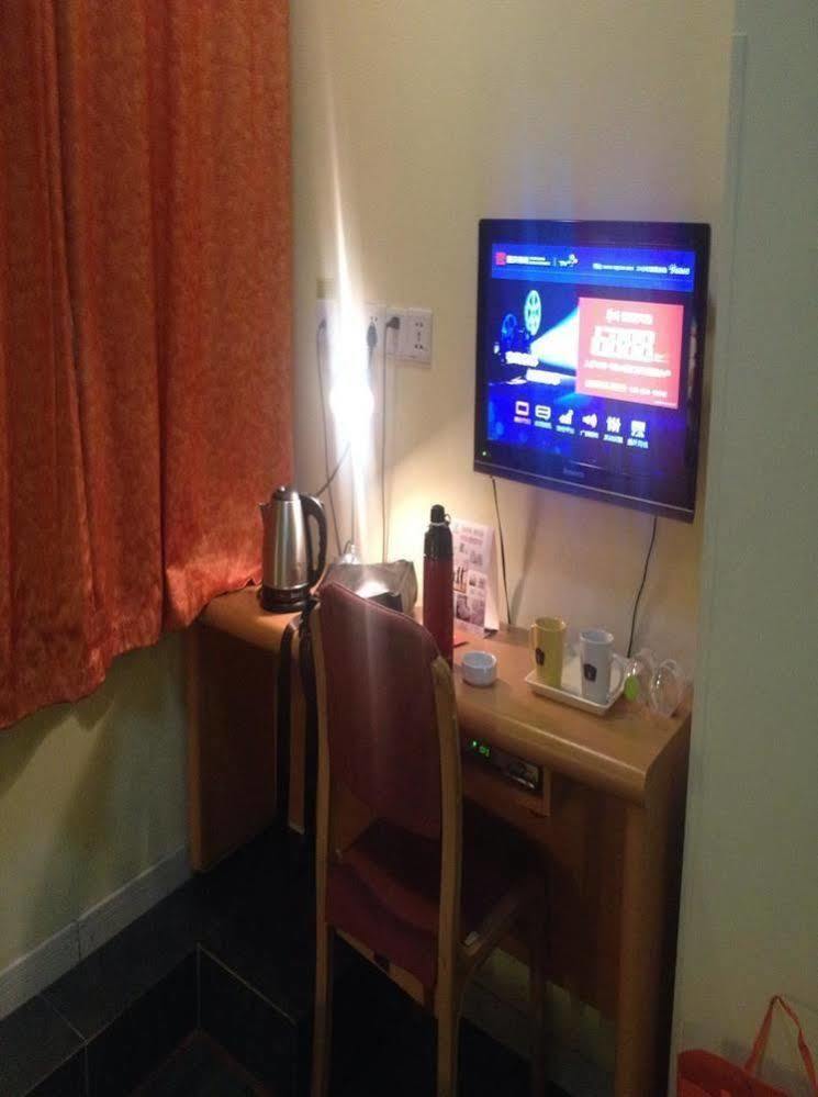 Home Inn Chongqing Jiangbei Airport Shuangfeng Road Buitenkant foto