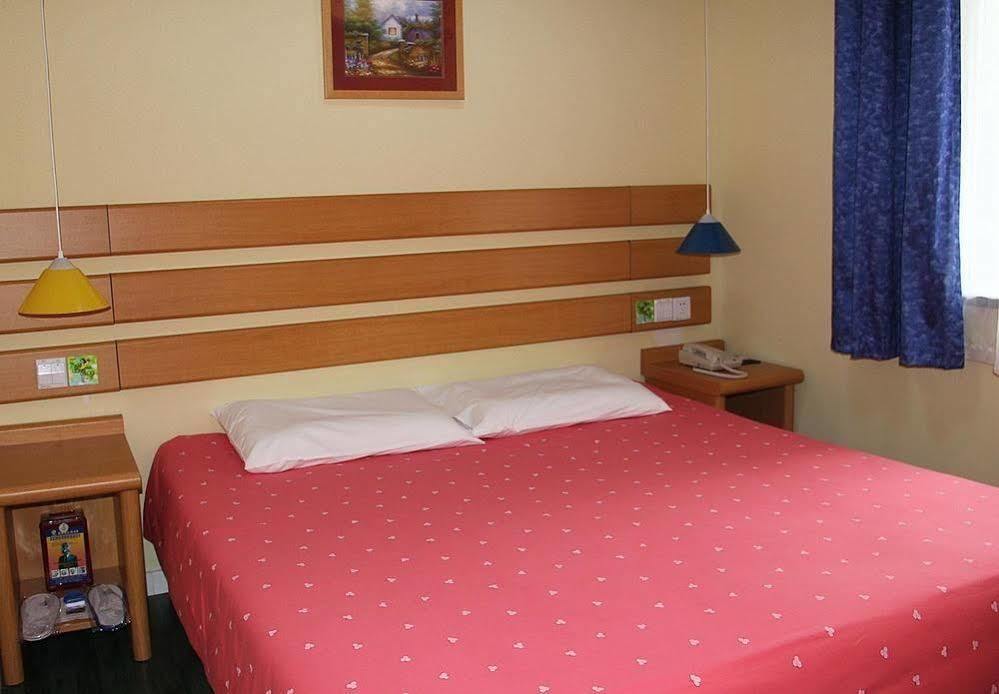 Home Inn Chongqing Jiangbei Airport Shuangfeng Road Buitenkant foto